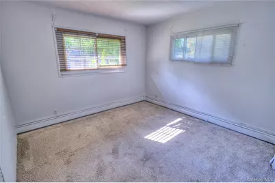 49 Radcliff Avenue, Port Washington, NY 11050 - Photo 11
