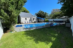 361 S Clinton Ave, Lindenhurst, NY 11757 - Photo 39