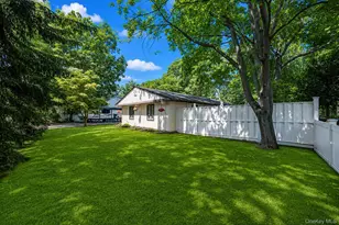 1011 Old Town Rd, Coram, NY 11727 - Photo 33