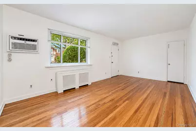 260-13 74th Avenue #1 G, Glen Oaks, NY 11004 - Photo 3