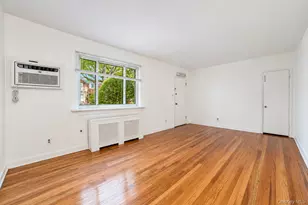 260-13 74th Ave, Glen Oaks, NY 11004 - Photo 3