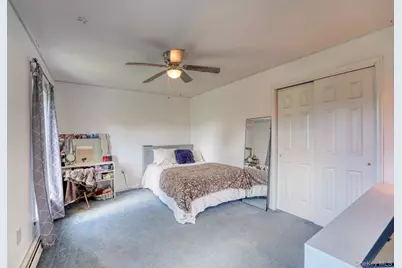 99 Milton Turnpike, Milton, NY 12547 - Photo 17
