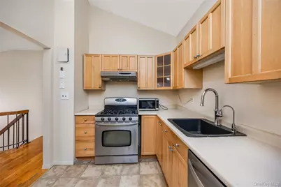 61-26 233 Street, Oakland Gardens, NY 11364 - Photo 5