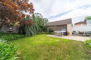 145-67 5th Ave, Whitestone, NY 11357 - Photo 23
