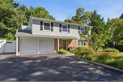 17 White Cliff Lane, Nesconset, NY 11767 - Photo 5