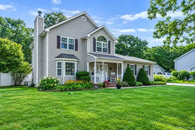 8 Sommerset Drive, Yaphank, NY 11980 - Photo 3
