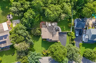8 Sommerset Dr, Yaphank, NY 11980 - Photo 5