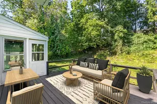 36 Maryton Rd, White Plains, NY 10603 - Photo 29