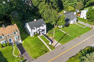36 Maryton Rd, White Plains, NY 10603 - Photo 35