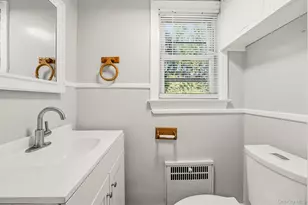 36 Maryton Rd, White Plains, NY 10603 - Photo 11