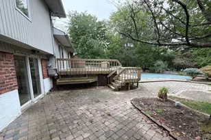 35 Eagle Ln, Farmingdale, NY 11735 - Photo 17