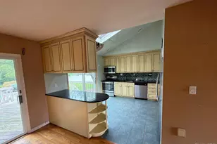35 Eagle Ln, Farmingdale, NY 11735 - Photo 7