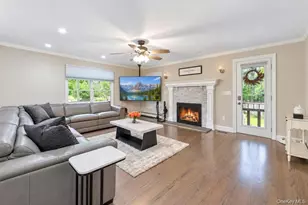 15 Hillcrest Ave, Port Jefferson, NY 11777 - Photo 21