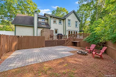 15 Hillcrest Avenue, Port Jefferson, NY 11777 - Photo 45
