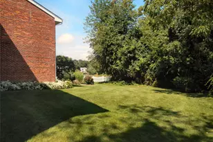 200 Merrick Rd, Amityville, NY 11701 - Photo 31