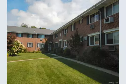 200 Merrick Road #H, Amityville, NY 11701 - Photo 3