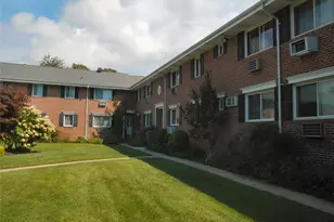 200 Merrick Rd, Amityville, NY 11701 - Photo 3