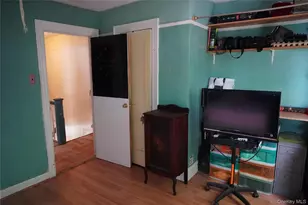 4350 Grace Ave, Bronx, NY 10466 - Photo 19