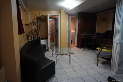 4350 Grace Avenue, Bronx, NY 10466 - Photo 23