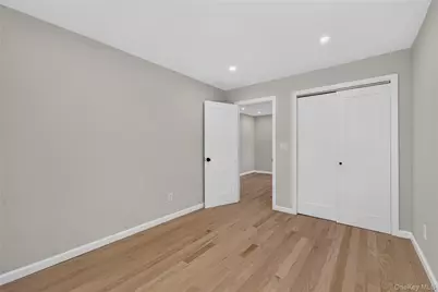 31 Rosemary Place, East Islip, NY 11730 - Photo 25