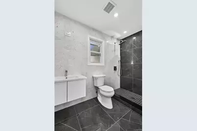 31 Rosemary Place, East Islip, NY 11730 - Photo 21