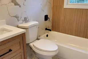 430 Boxwood Dr, Shirley, NY 11967 - Photo 17