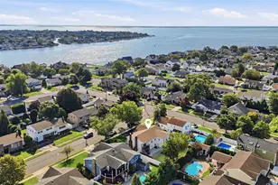 16 Merritt Ave, Massapequa, NY 11758 - Photo 33