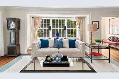 4 Bayview Circle, Manhasset, NY 11030 - Photo 5