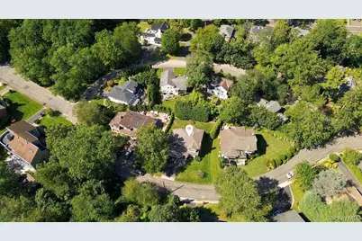 4 Bayview Circle, Manhasset, NY 11030 - Photo 29