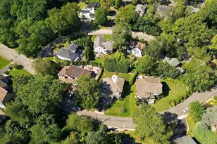 4 Bayview Cir, Manhasset, NY 11030 - Photo 29