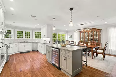 4 Bayview Circle, Manhasset, NY 11030 - Photo 7