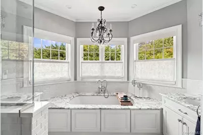 4 Bayview Circle, Manhasset, NY 11030 - Photo 21