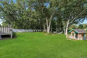 941 Montauk Ave, Islip Terrace, NY 11752 - Photo 19