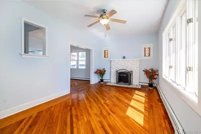48 W Windsor Parkway, Oceanside, NY 11572 - Photo 11
