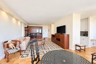 269-10 Grand Central Pkwy, Floral Park, NY 11005 - Photo 7