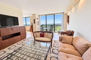 269-10 Grand Central Pkwy, Floral Park, NY 11005 - Photo 5