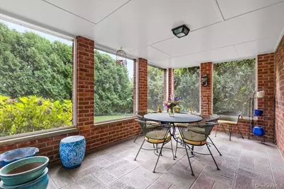 1211 Park Avenue, Mamaroneck, NY 10543 - Photo 11