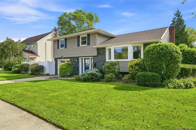 614 Pine Lane, East Meadow, NY 11554 - Photo 3