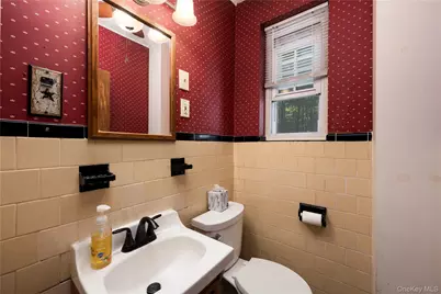 43 Leslie Road, Newburgh, NY 12550 - Photo 19