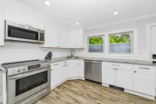 12 Squirrel Ln, Levittown, NY 11756 - Photo 7
