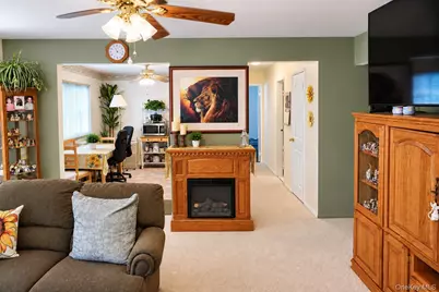 40 4th Street W #54, Patchogue, NY 11772 - Photo 5