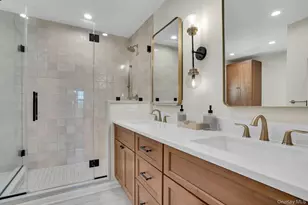 7 Stonehurst Ln, Dix Hills, NY 11746 - Photo 39