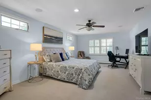 7 Stonehurst Ln, Dix Hills, NY 11746 - Photo 37
