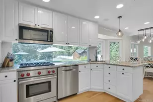 7 Stonehurst Ln, Dix Hills, NY 11746 - Photo 29