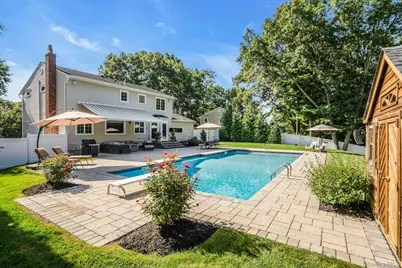 7 Stonehurst Lane, Dix Hills, NY 11746 - Photo 43
