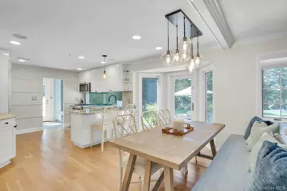 7 Stonehurst Lane, Dix Hills, NY 11746 - Photo 21