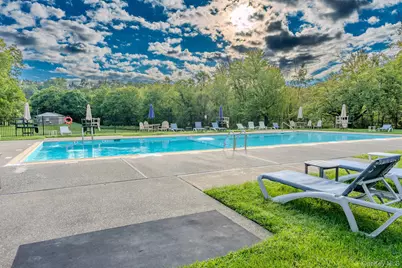 8 Ivy Court #B, Fishkill, NY 12524 - Photo 9