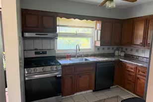 1413 Goshen Tpke, Middletown, NY 10941 - Photo 5