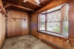 36 Cornell St, Williston Park, NY 11596 - Photo 9