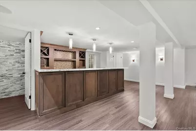 111 Barrett Road, Lawrence, NY 11559 - Photo 25